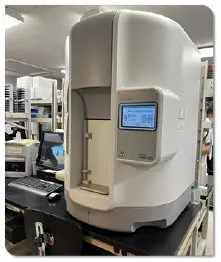 Image of a Thermo Scientific analyzer in the laboratory